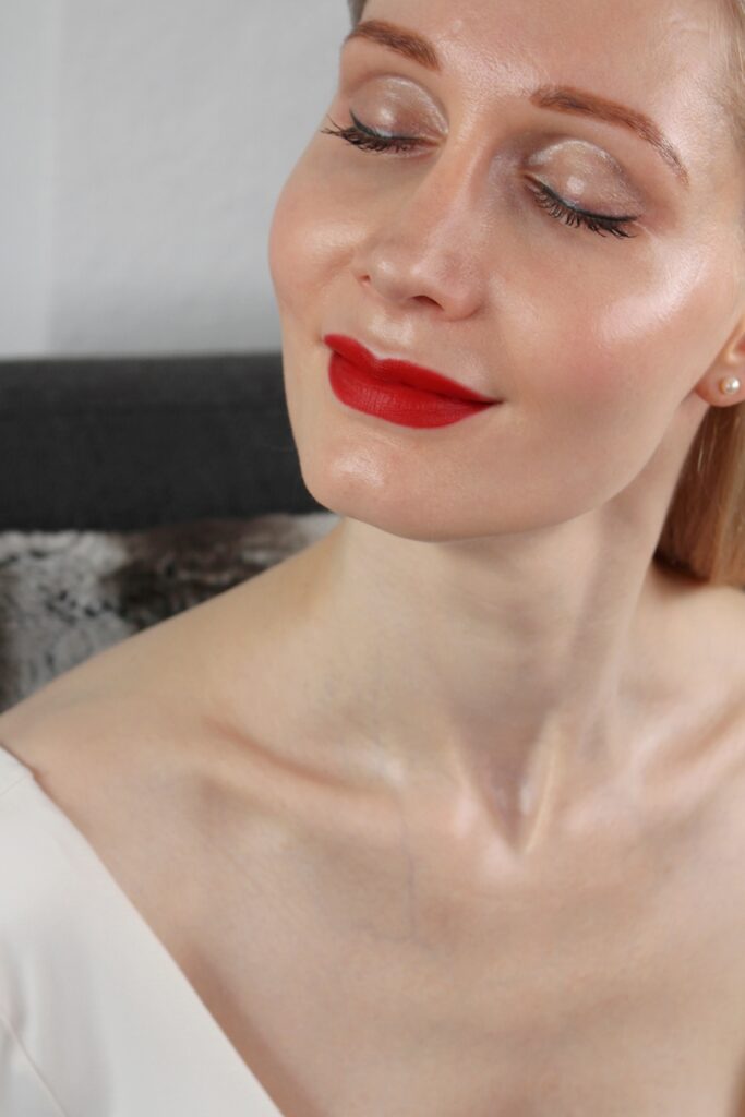 CurrentBody Skin LED Lip Perfector Erfahrungen: Volle Lippen ohne OP