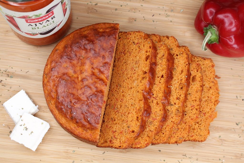 Ajvar Brot Ajvar Brot, Brot mit Ajvar, mediterranes Brot, Low Carb Brot ohne Hefe, montenegrinisches Brot